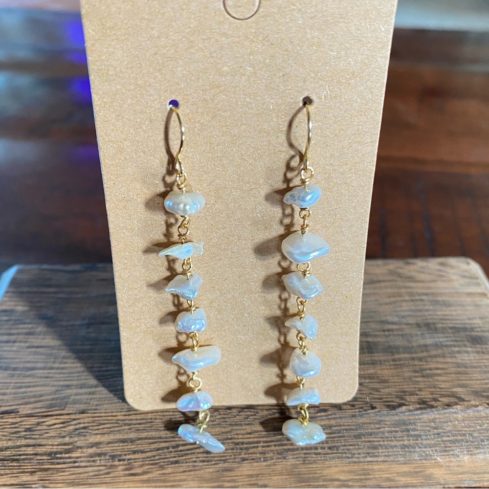 NWOT Anthropologie Baroque Pearl Drop Dangle Earrings